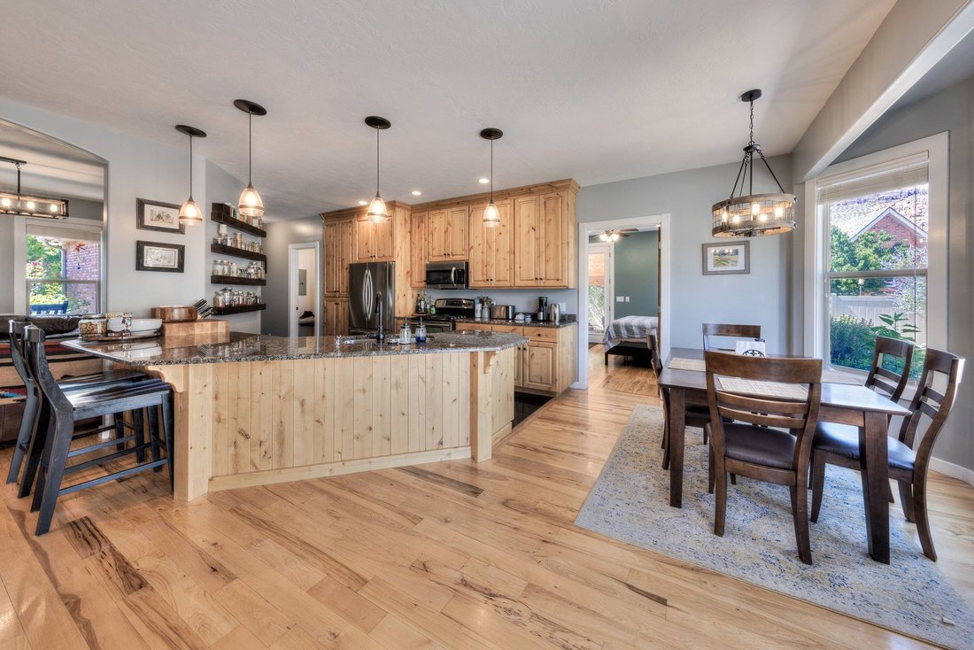 House in Moab, Utah, United States 4 - 18299055