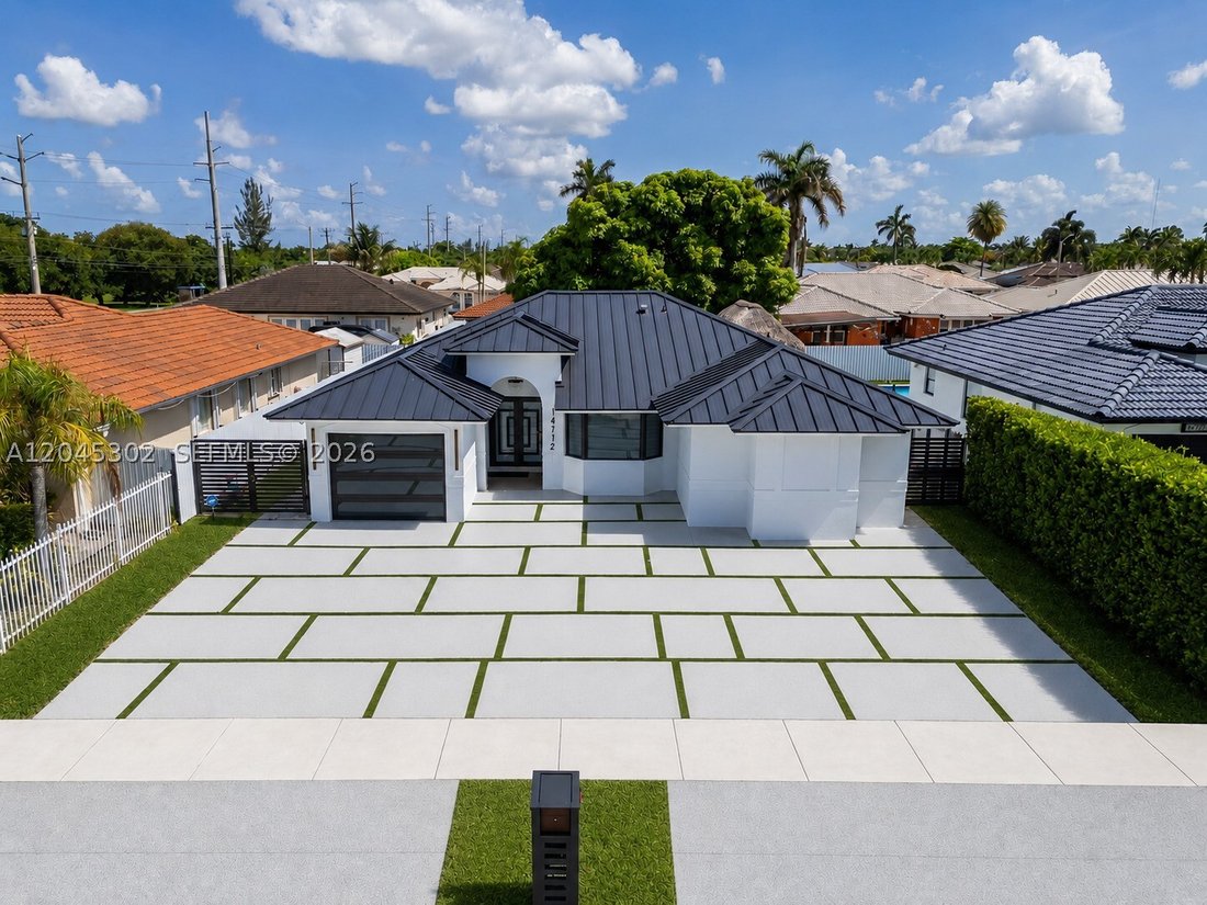 House in Miami, Florida, United States 1 - 18301517