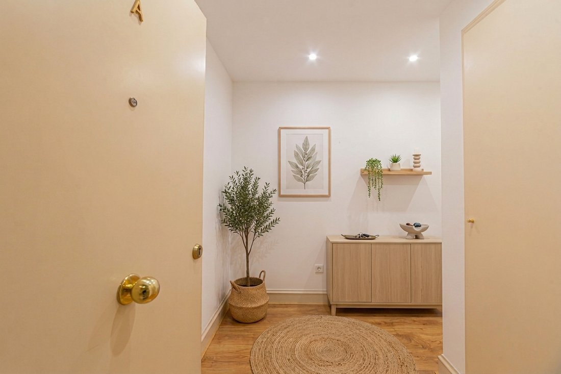 Apartment in Eixample, Barcelona, Spain 1 - 18302773