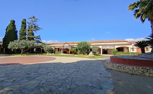 Finca in Riudoms, Catalonia, Spain 1
