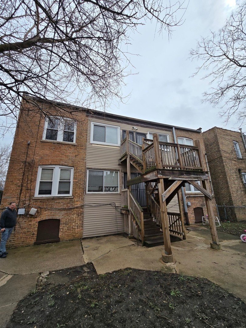 Chicago, Illinois, United States 4 - 18301230