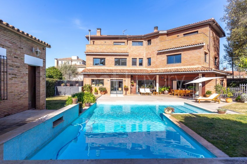 Maison à Sant Cugat del Vallès, Catalogne, Espagne 1 - 18300927