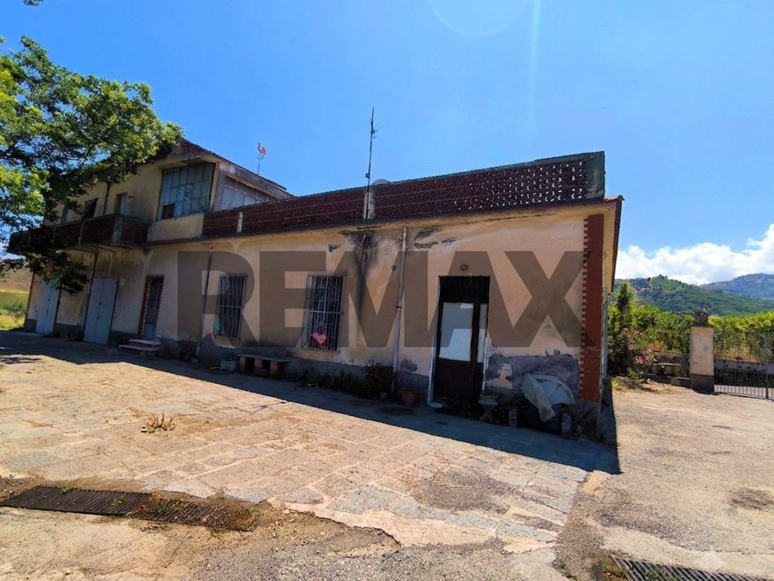 Land in Calatabiano, Sicily, Italy 1 - 18303306