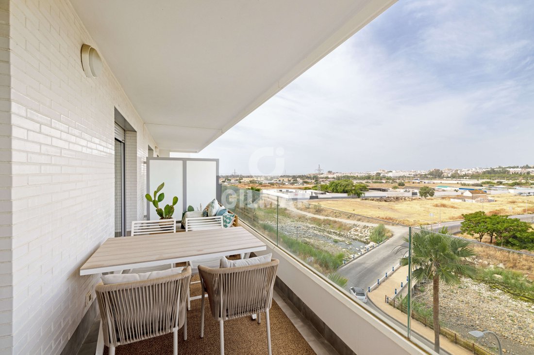 Apartment in San Pedro de Alcantara, Andalusia, Spain 2 - 18302576
