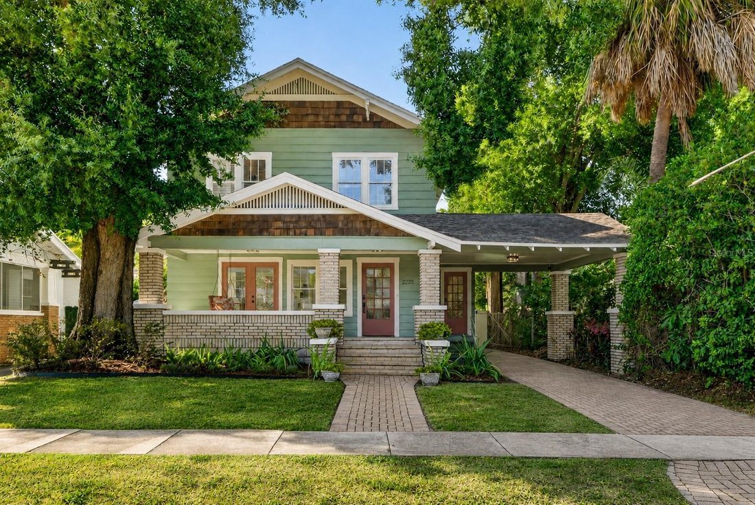 House in St. Petersburg, Florida, United States 1 - 18300287