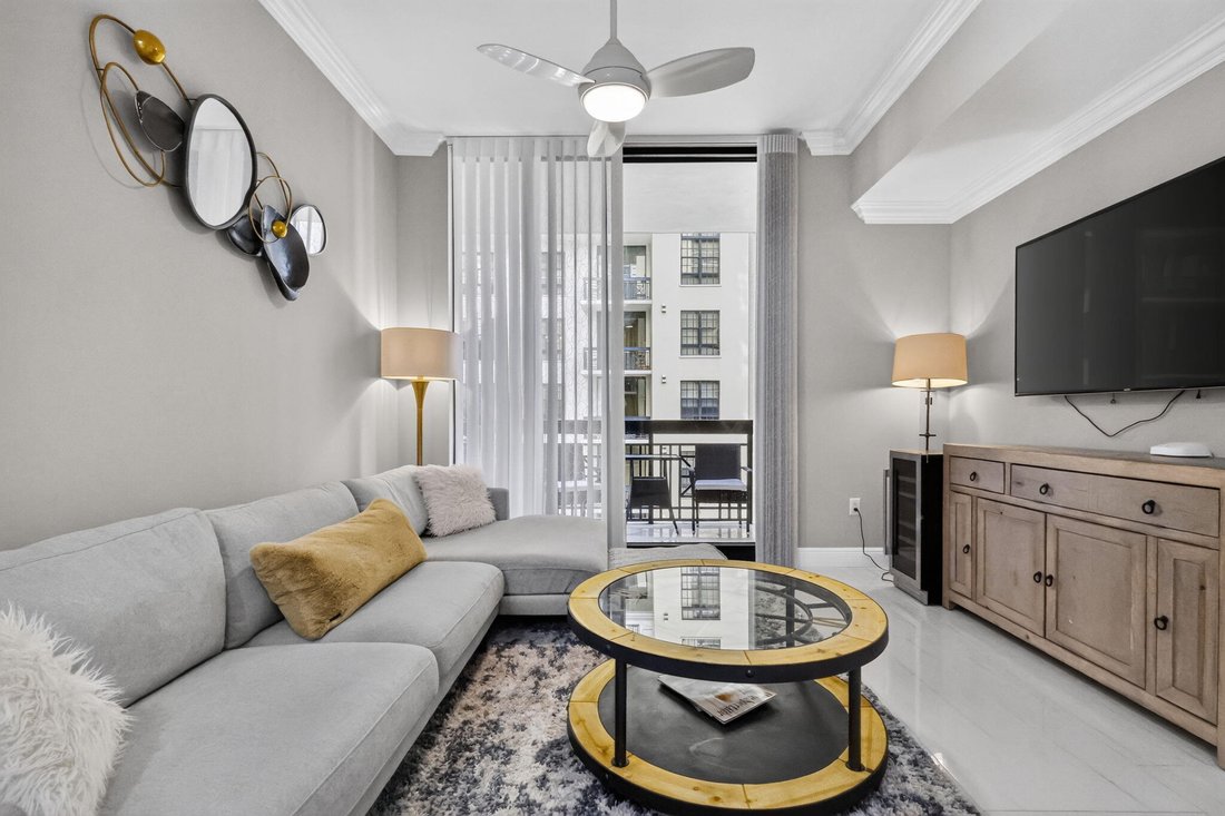 Condo in West Palm Beach, Florida, United States 3 - 18299762