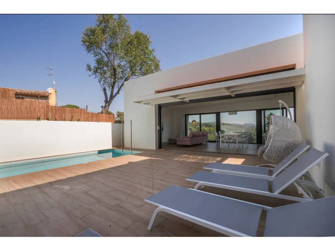 Villa in Calonge i Sant Antoni, Catalonia, Spain 3 - 18299897