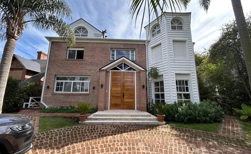 House in San Fernando, Buenos Aires Province, Argentina 1