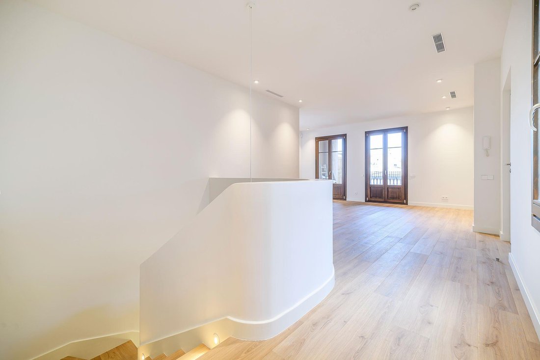 Apartment in Eixample, Barcelona, Spain 2 - 18302483