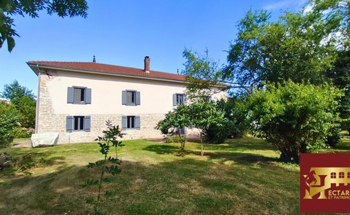 Villa a Beaupont, Auvergne-Rodano-Alpi, Francia 1