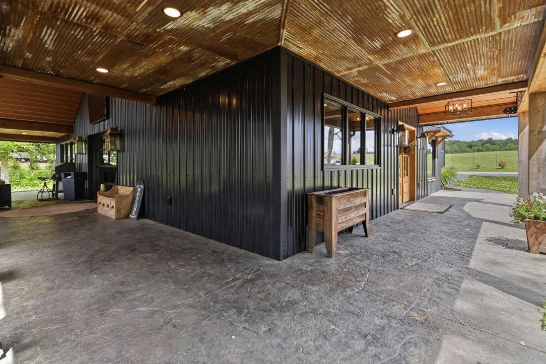 House in Russell Springs, Kentucky, United States 4 - 18297865
