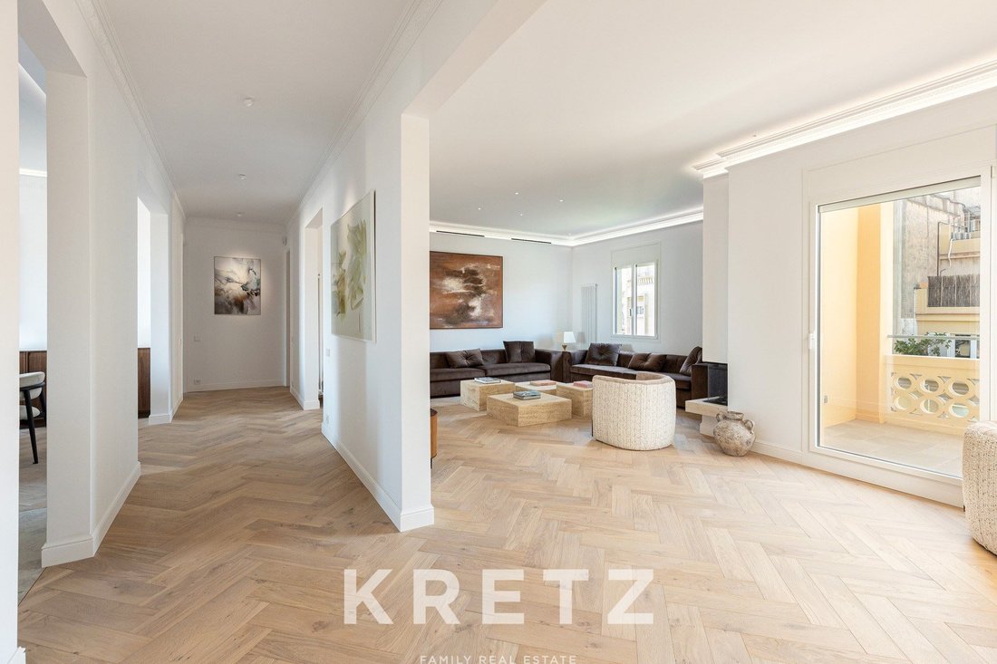 Penthouse in Eixample, Barcelona, Spain 1 - 18302826