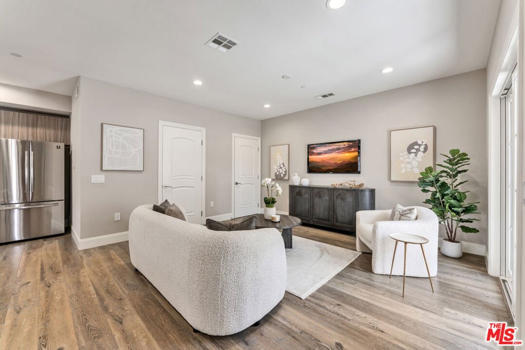 Condo in Arcadia, California, United States 4 - 18301617