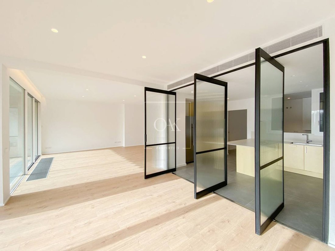 Apartment in Sarrià-Sant Gervasi, Barcelona, Spain 3 - 18300452