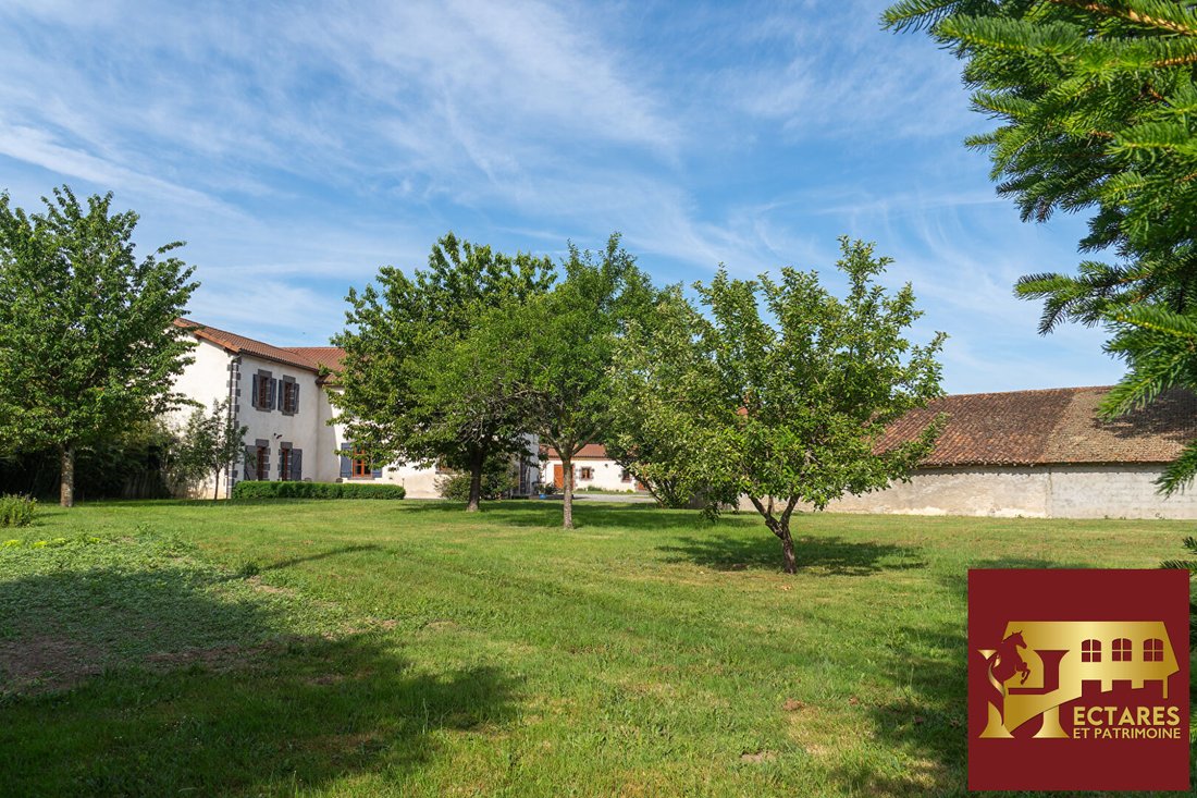 Villa in Maringues, Auvergne-Rhône-Alpes, France 5 - 18303033