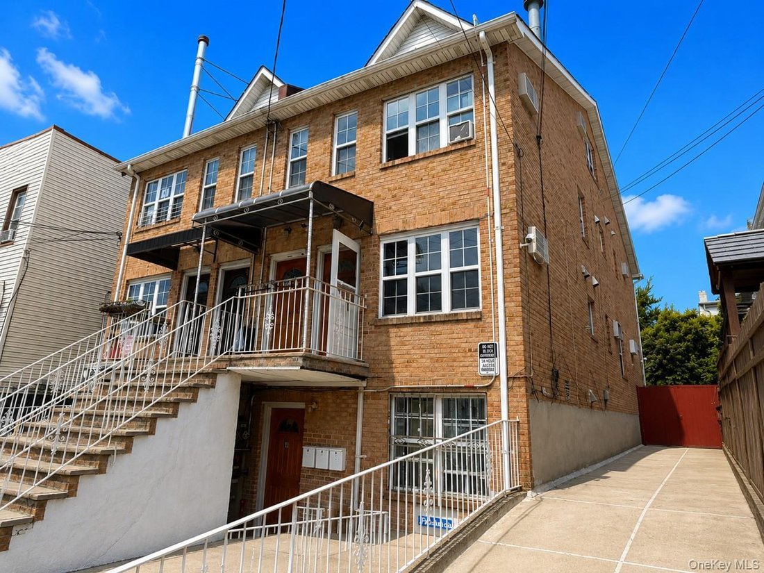 House in New York, New York, United States 2 - 18301696