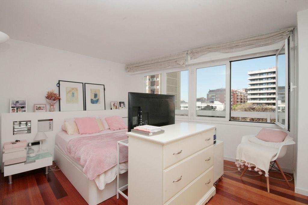 Apartment in Eixample, Barcelona, Spain 4 - 18302397