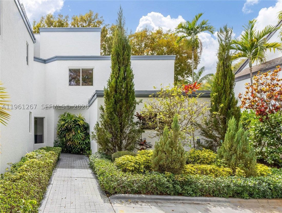 House in North Miami Beach, Florida, United States 1 - 17155074
