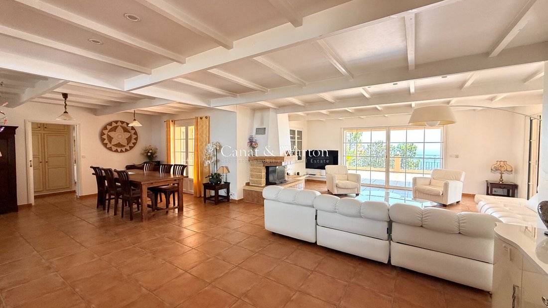 Villa in Les Issambres, Roquebrune-sur-Argens, France 3 - 18302966