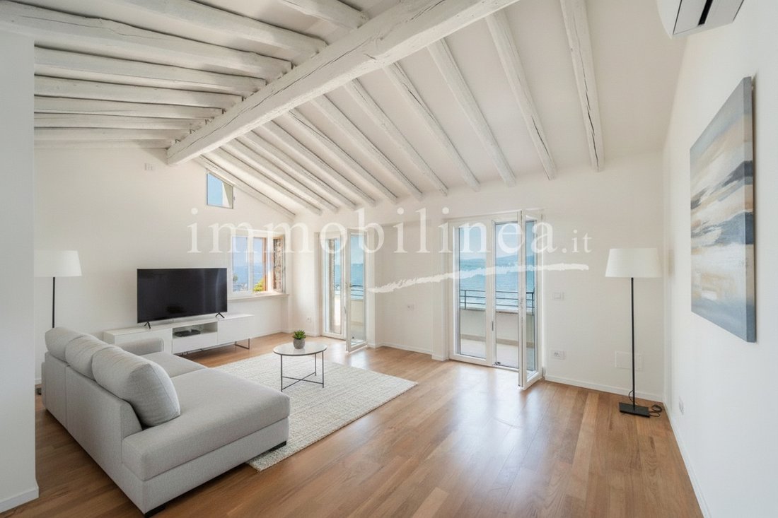 Apartment in Torri del Benaco, Veneto, Italy 3 - 16649204