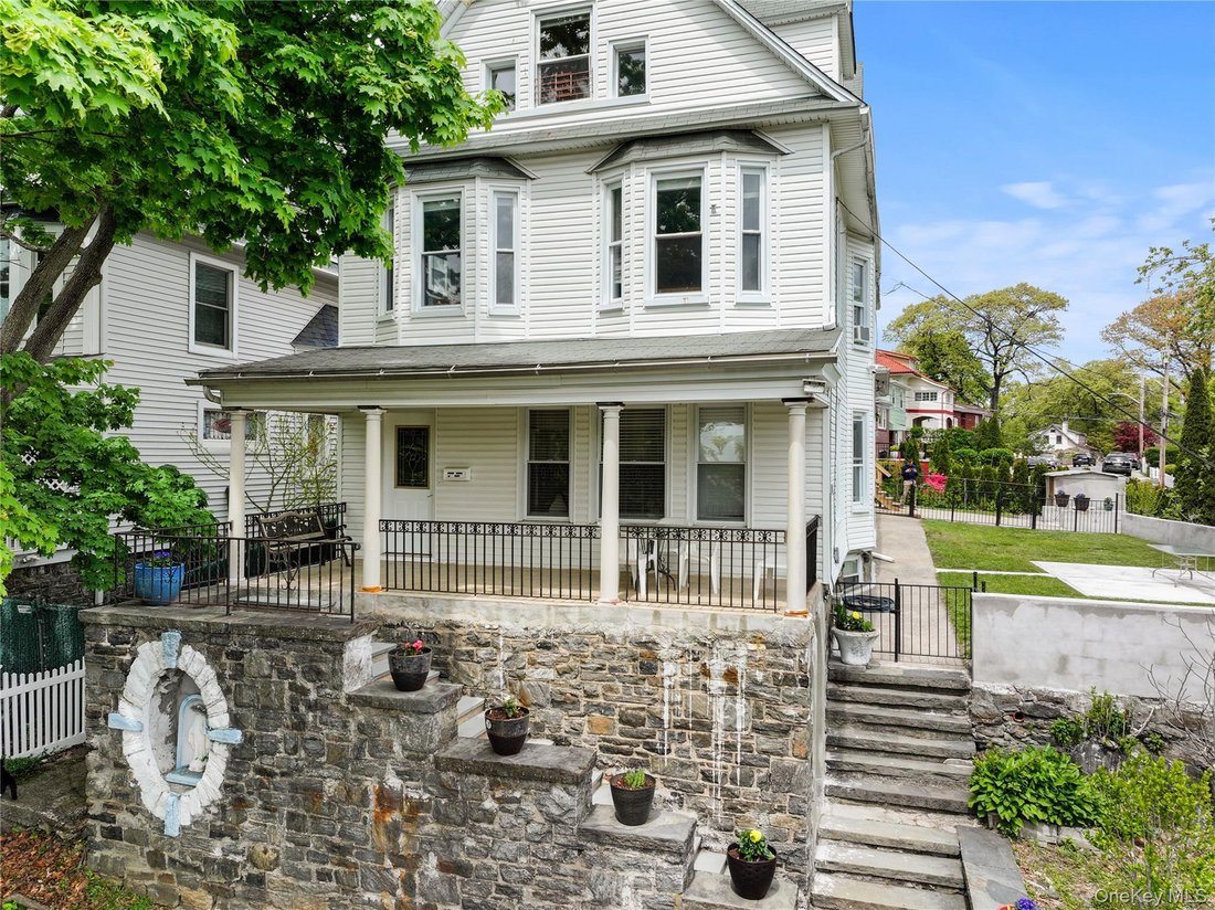 House in Yonkers, New York, United States 2 - 18301703