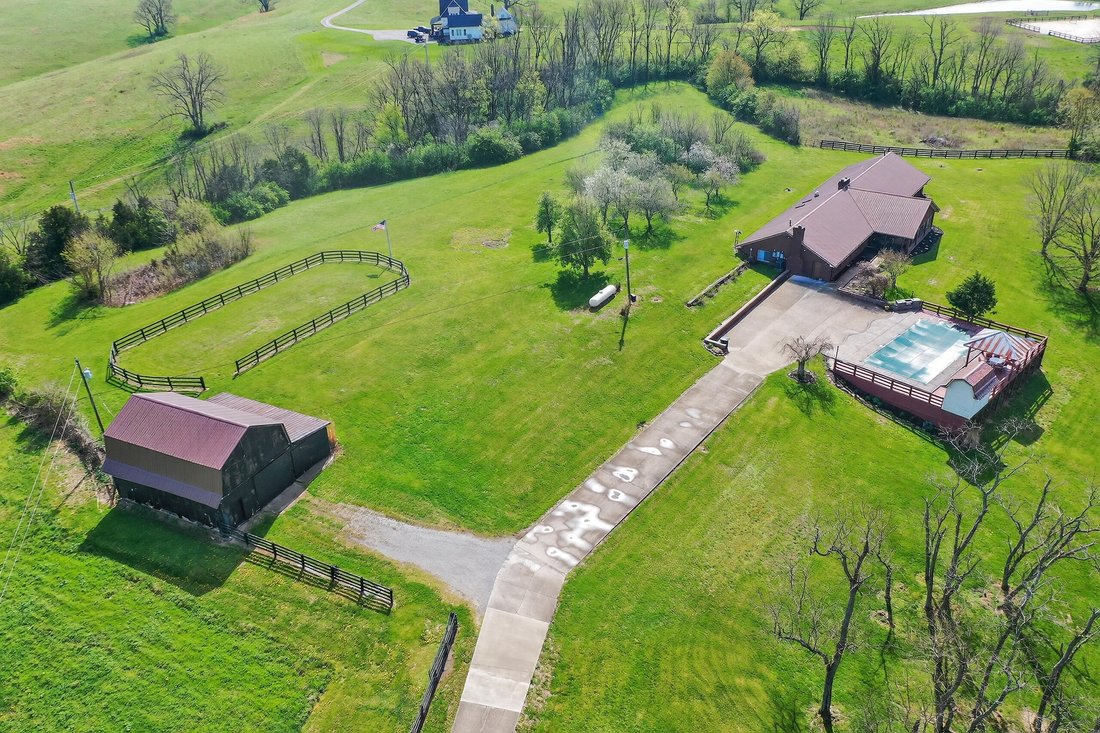 House in Richmond, Kentucky, United States 1 - 18299810