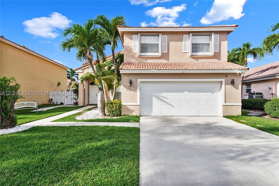 House in Miramar, Florida, United States 3 - 18301495