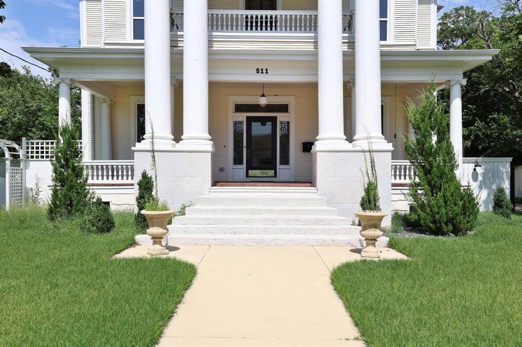 House in Sherman, Texas, United States 3 - 18301990