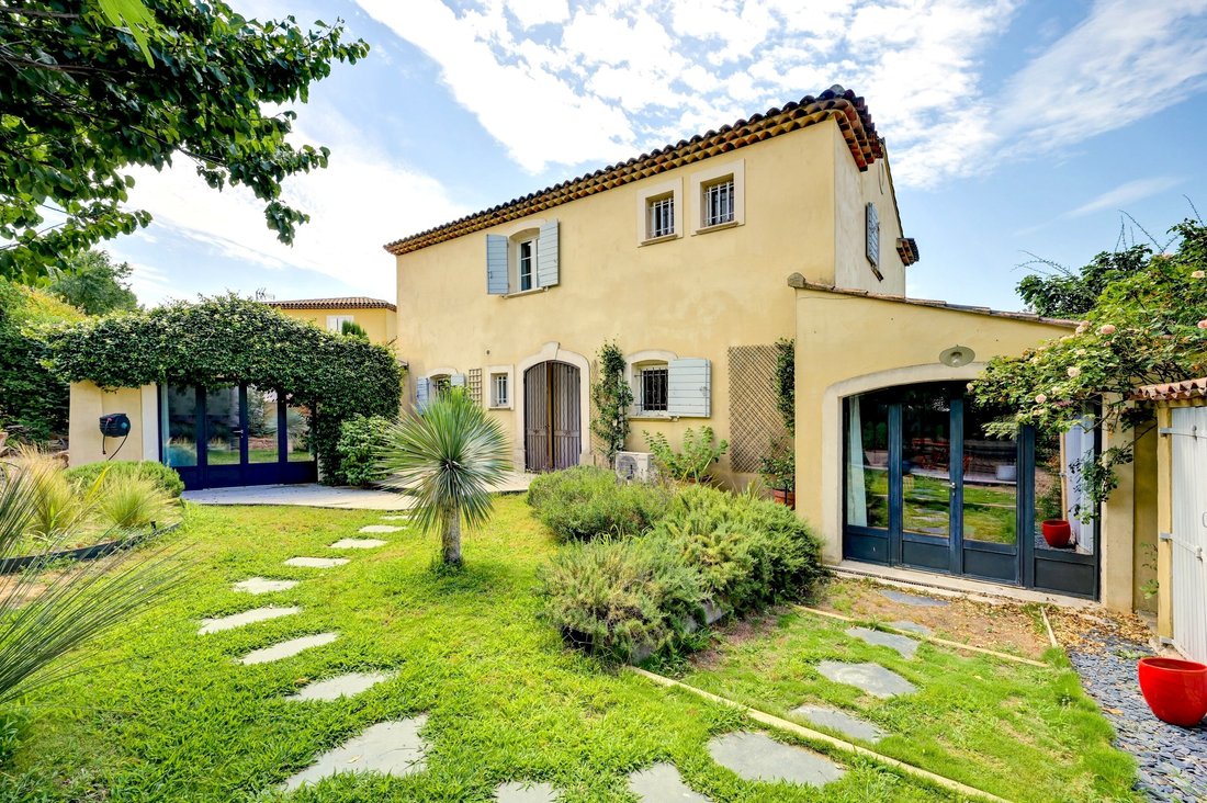House in Bouc-Bel-Air, Provence-Alpes-Côte d'Azur, France 4 - 18302635