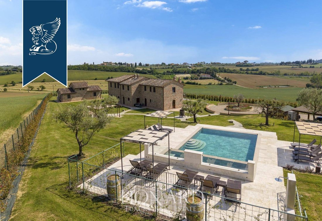 House in Foiano della Chiana, Tuscany, Italy 1 - 18302835