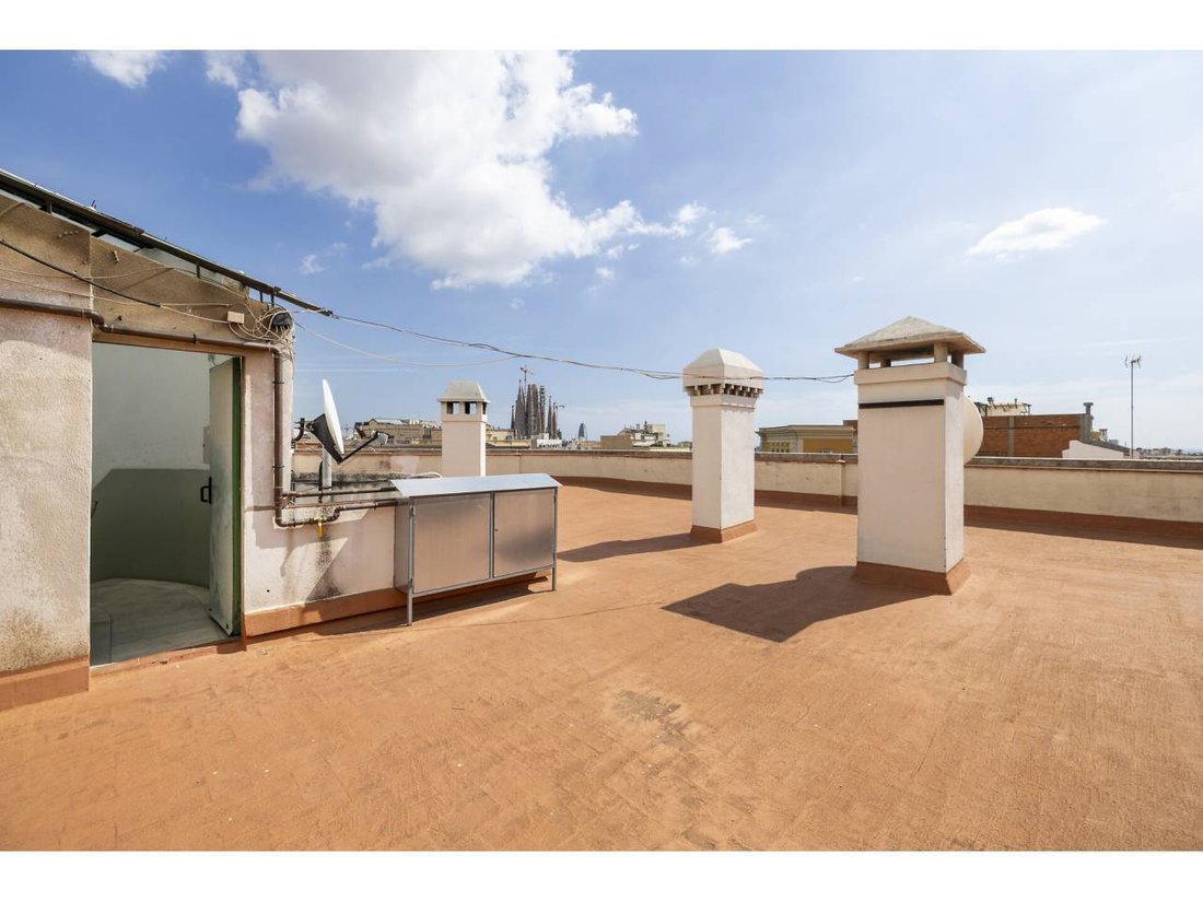Apartment in Eixample, Barcelona, Spain 2 - 18300590