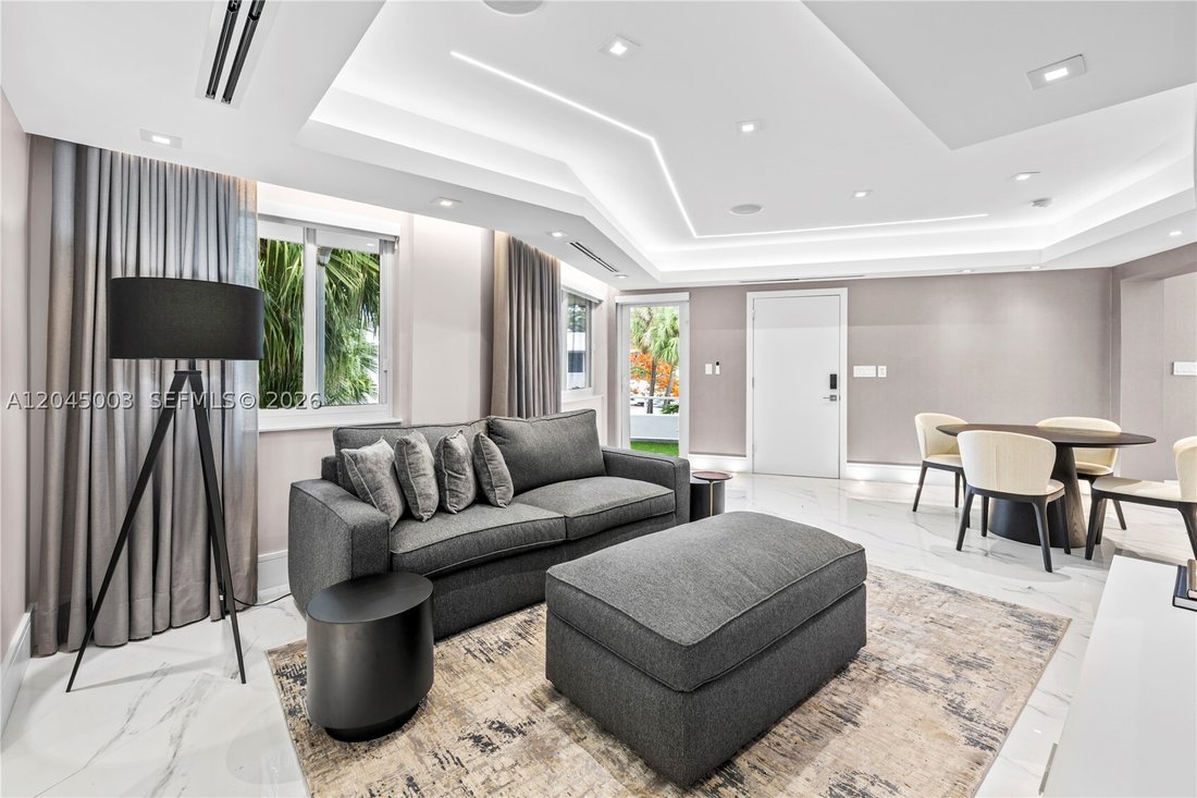 Co Op in Bal Harbour, Florida, United States 5 - 18301544