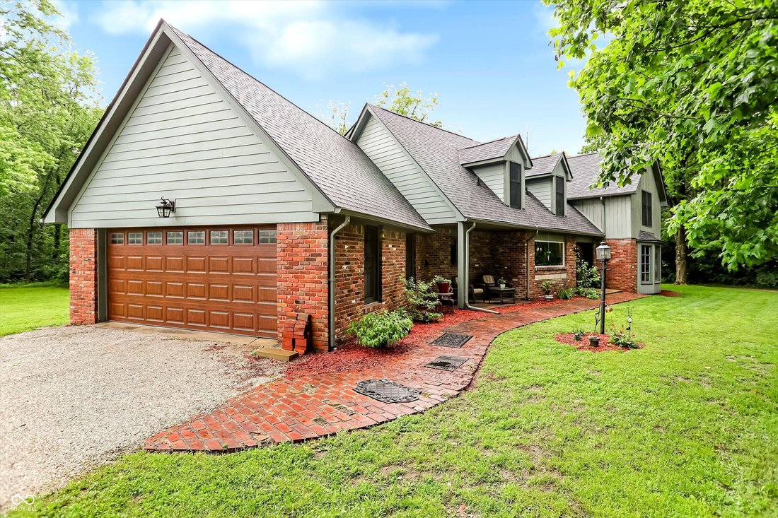 House in Whitestown, Indiana, United States 1 - 18298899