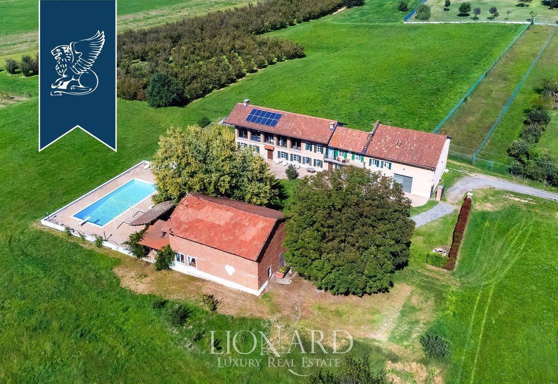 Villa in Buttigliera d'Asti, Piedmont, Italy 3 - 18302821