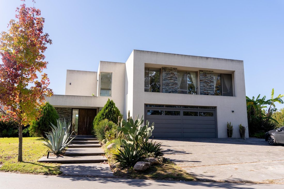 House in Tigre, Buenos Aires Province, Argentina 1 - 18299221