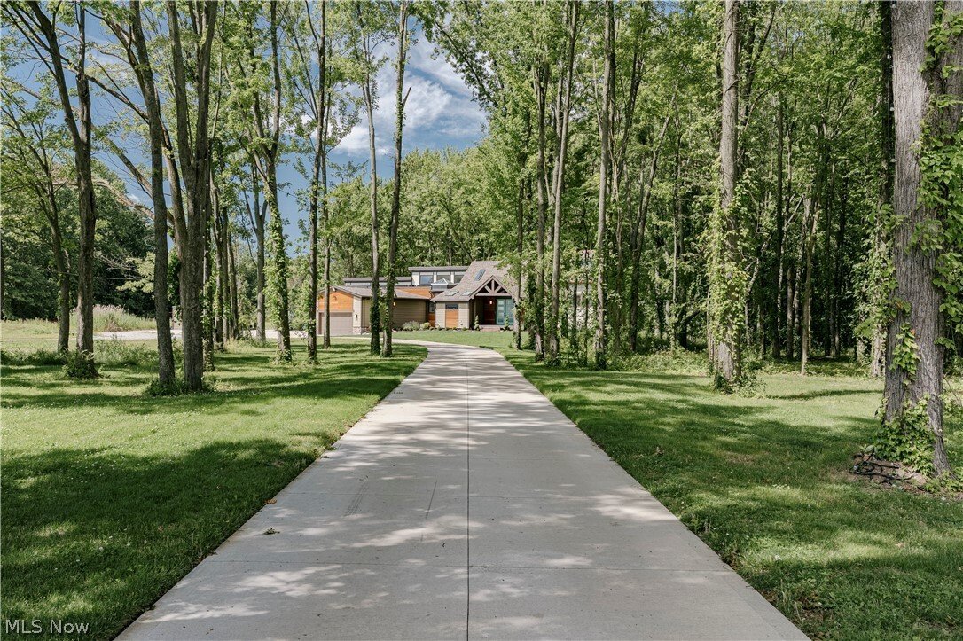House in North Olmsted, Ohio, United States 4 - 18300266