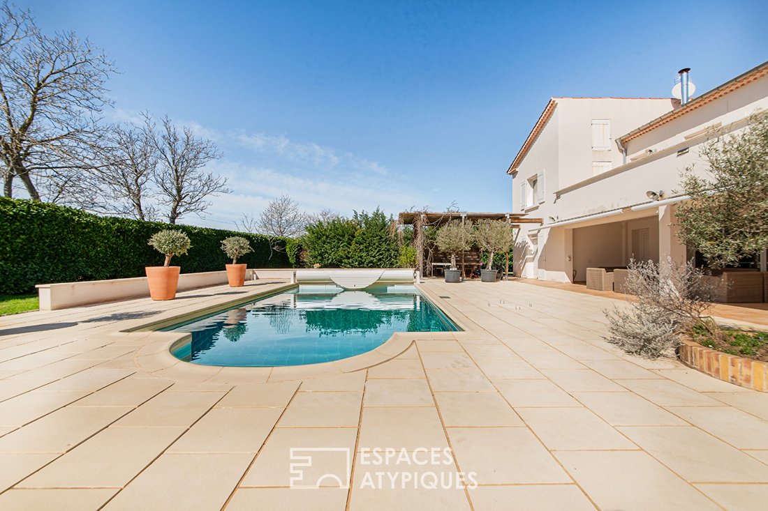 Villa in Manosque, Provence-Alpes-Côte d'Azur, France 1 - 17436741