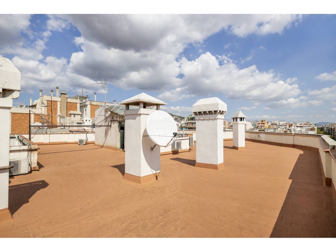 Apartment in Eixample, Barcelona, Spain 5 - 18300590
