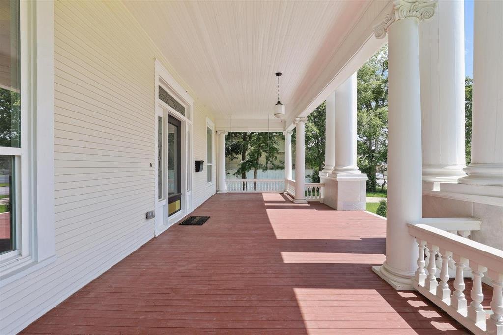 House in Sherman, Texas, United States 4 - 18301990