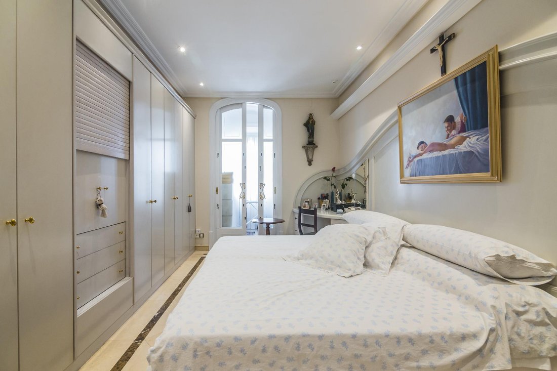 Appartement à Eixample, Barcelone, Espagne 3 - 18302535