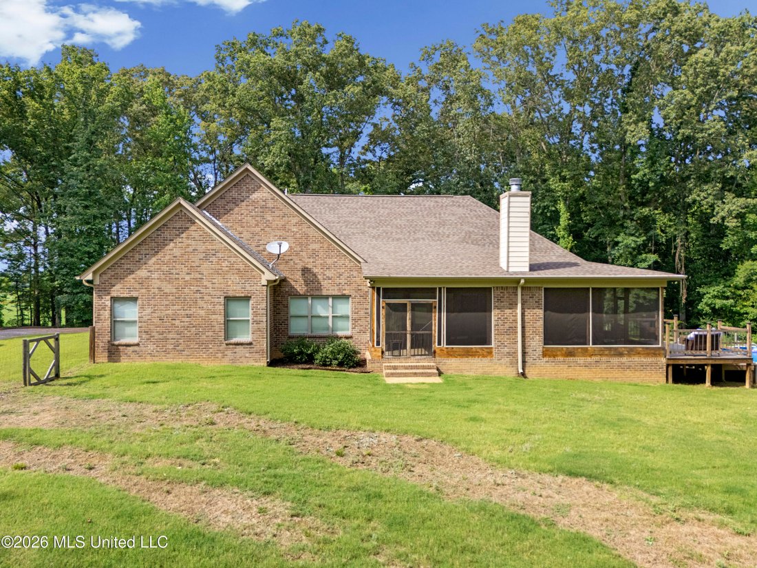 House in Senatobia, Mississippi, United States 3 - 18301041