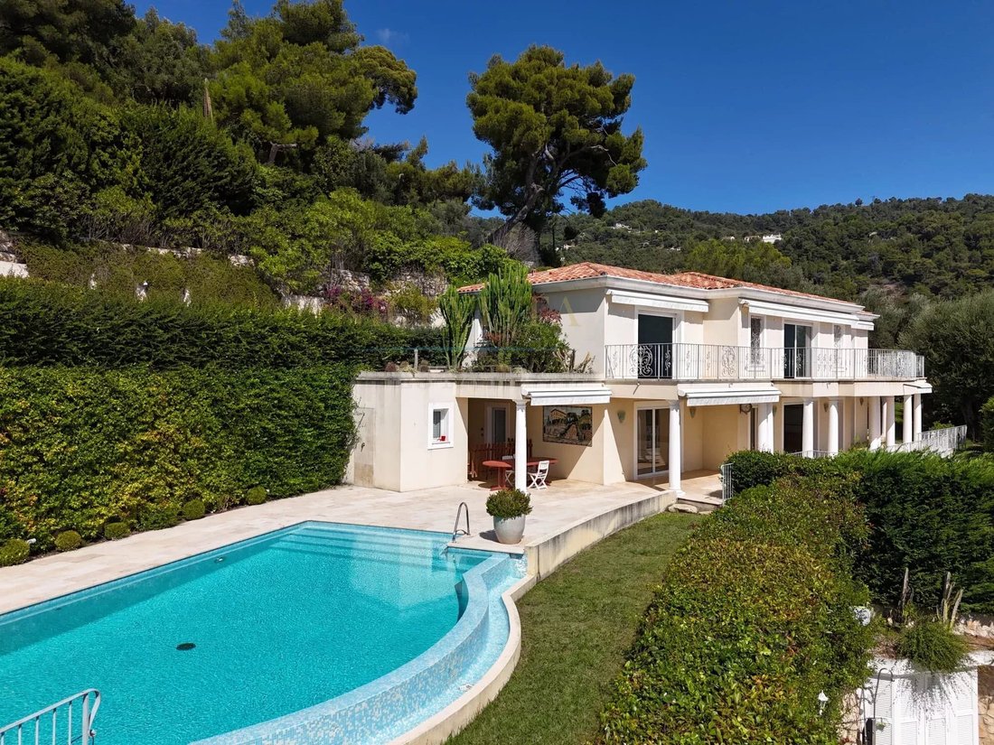 Villa in Cabbe-Saint Roman, Roquebrune-Cap-Martin, France 2 - 17365466