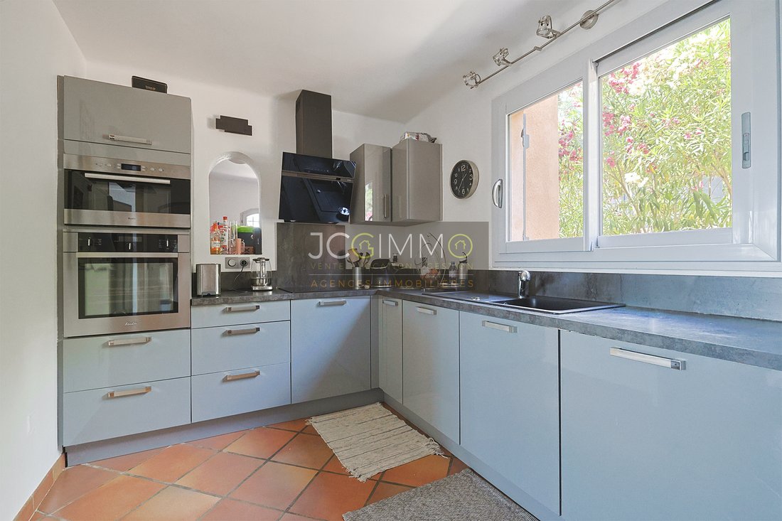 Villa in Carnoules, Provence-Alpes-Côte d'Azur, France 5 - 18302185