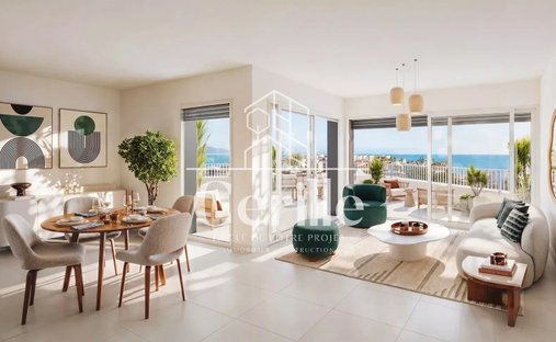 Apartment in Village-Cros de Caste-Coupiere-Mont Gros, Roquebrune-Cap-Martin, France 1