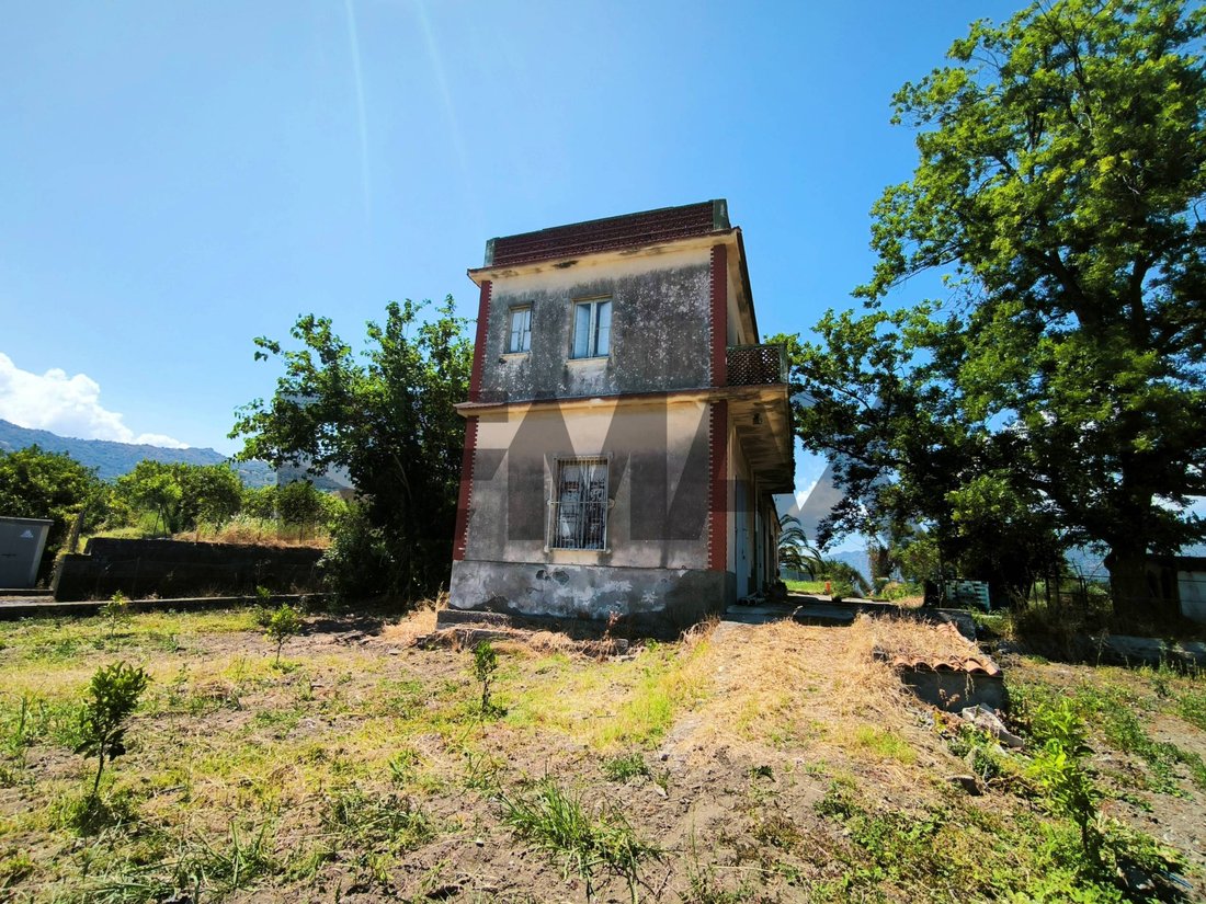 Land in Calatabiano, Sicily, Italy 2 - 18303306
