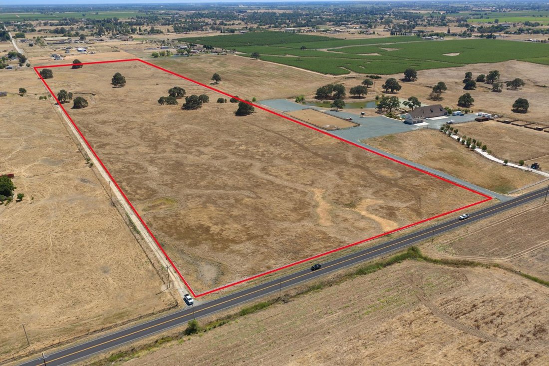 Farm Ranch in Acampo, California, United States 1 - 18300293