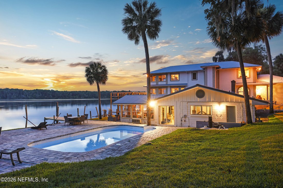 House in Welaka, Florida, United States 1 - 18301349