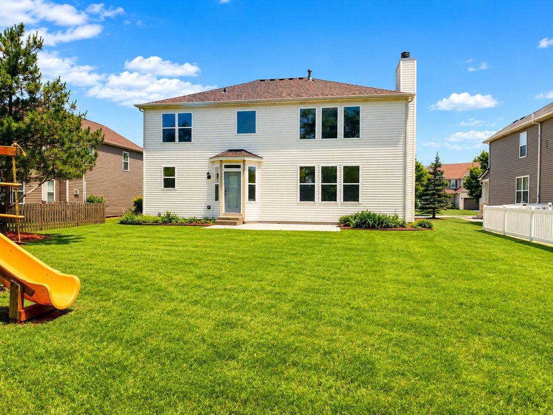 House in Antioch, Illinois, United States 2 - 18301240