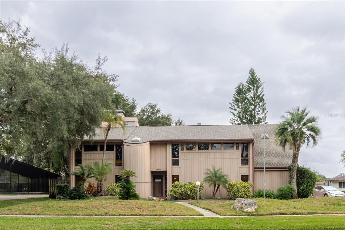House in Tampa, Florida, United States 2 - 18300464