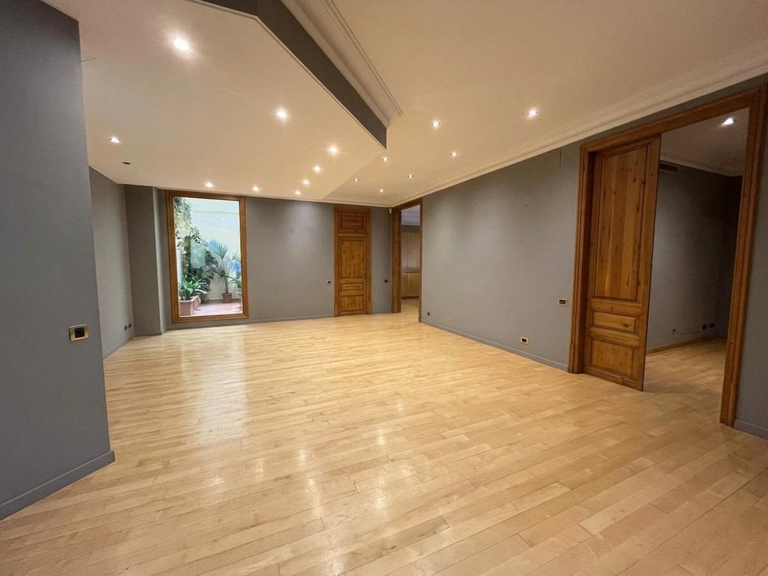 Wohnung in Eixample, Barcelona, Spanien 2 - 18302497